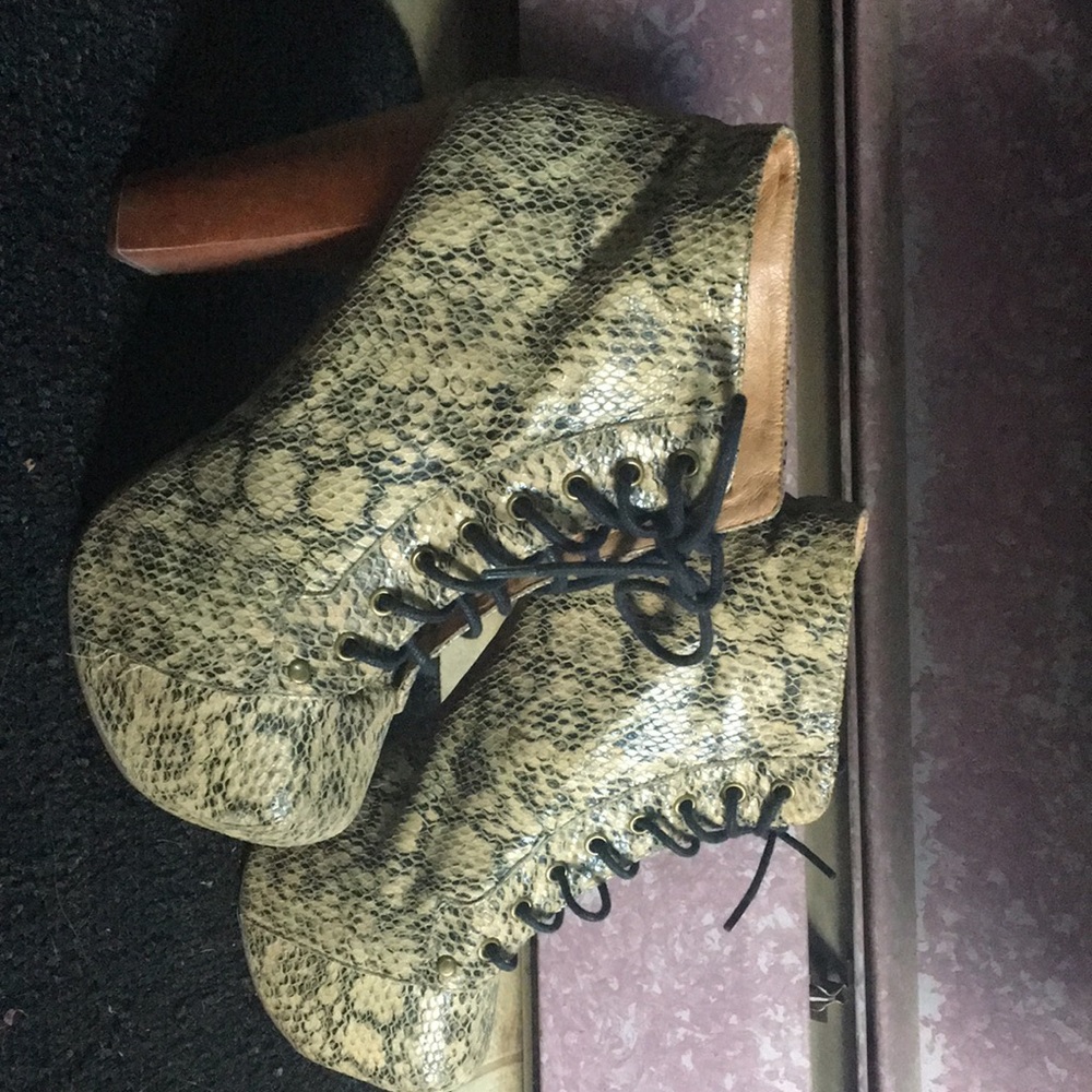 Jeffrey Campbell snakeskin Litas size US 8